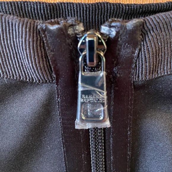 Banana Republic Black Pencil Skirt w/ Zipper - Picture 5 of 7